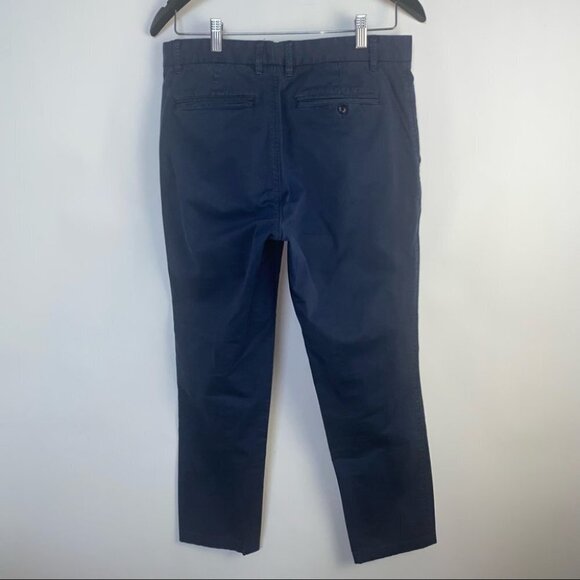 Everlane | Navy Chino (Cropped) 31x25.5 - Picture 9 of 12